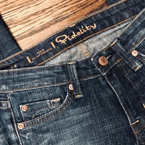 Fidelity - Picture 3 of 7